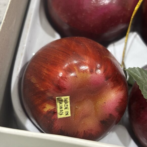 Vintage Plastic Red Apple 2-1/2" Ornaments Set of 12 In Box Christmas - Picture 3 of 6